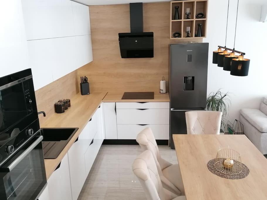 Apartman Max !!!! Omiš Exterior foto